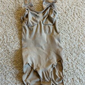 SKIMS never wore sculpting body suit